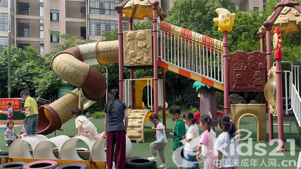 湖南长沙市天心区教育局天悦幼儿园开展"快乐游戏,幸福成长""六一"