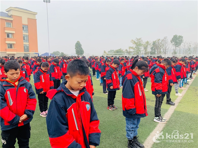 湖南梨塘小学牢记历史勿忘国耻